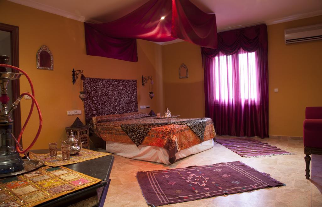 Hotel Tematico Costa Del Sol Torremolinos Dış mekan fotoğraf